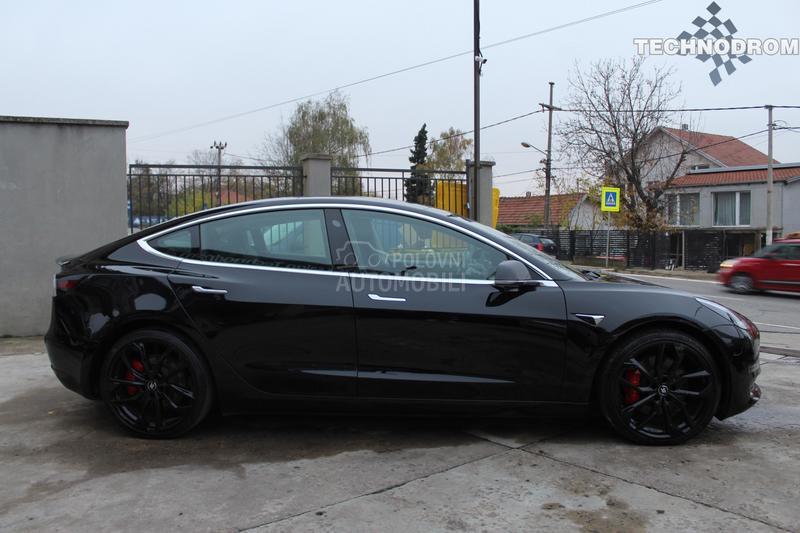 Tesla Model 3 DualMotorPerformance