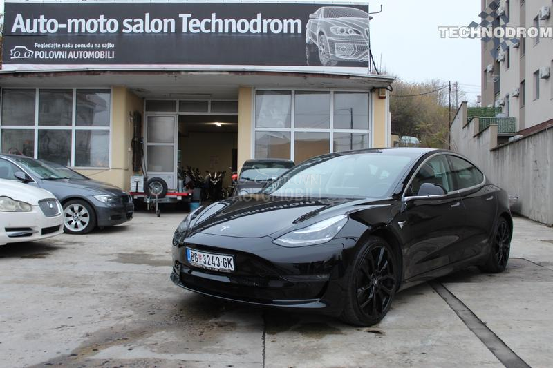 Tesla Model 3 DualMotorPerformance