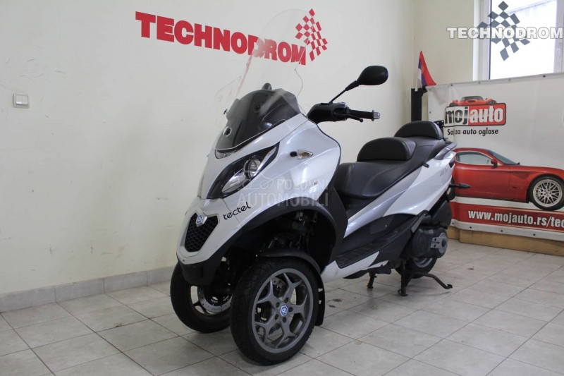 Piaggio MP3 500 LT B kategorija