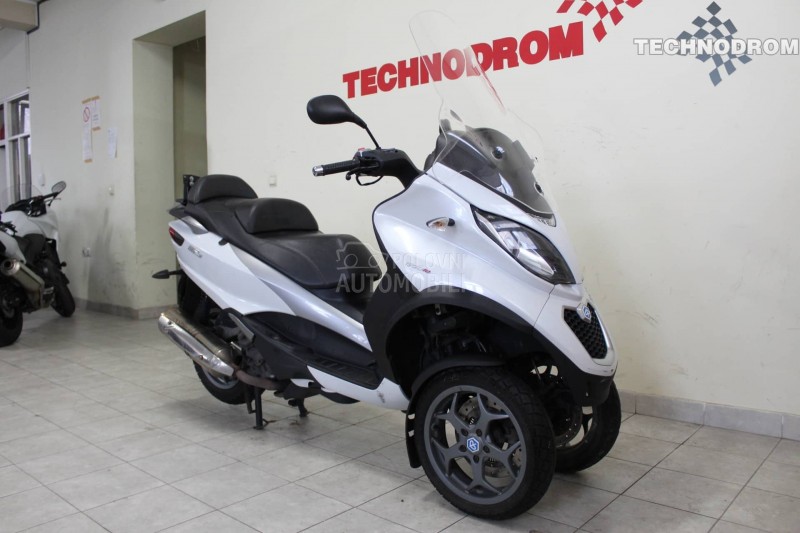 Piaggio MP3 500 LT B kategorija
