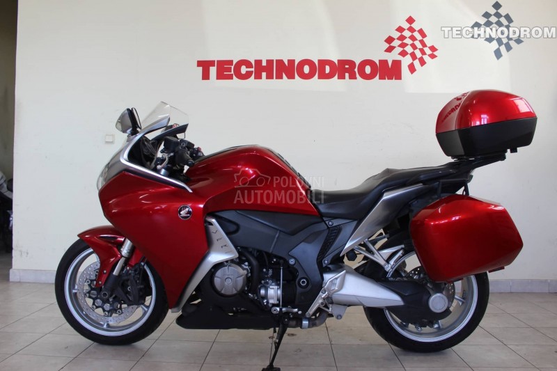 Honda VFR 1200 VFR1200 VFR1200F