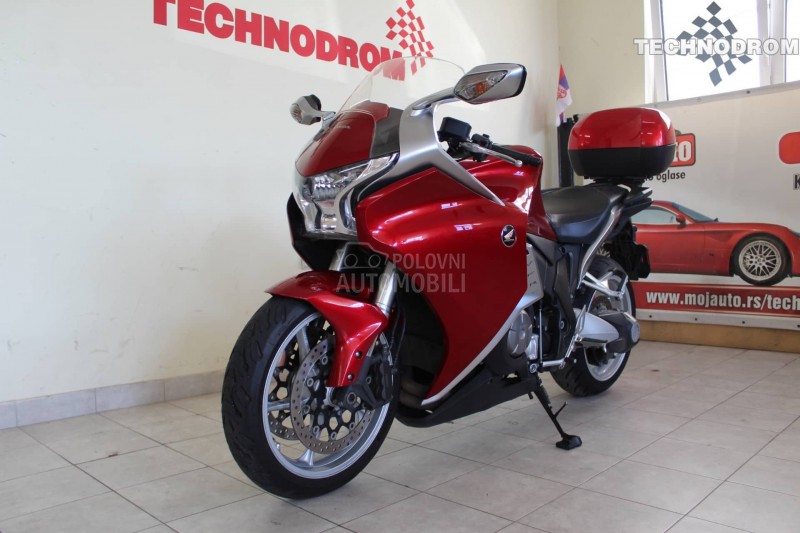 Honda VFR 1200 VFR1200 VFR1200F