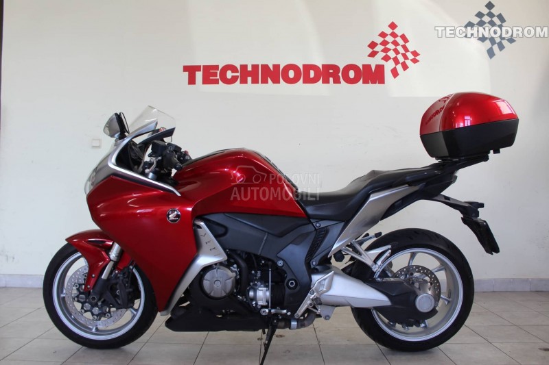 Honda VFR 1200 VFR1200 VFR1200F