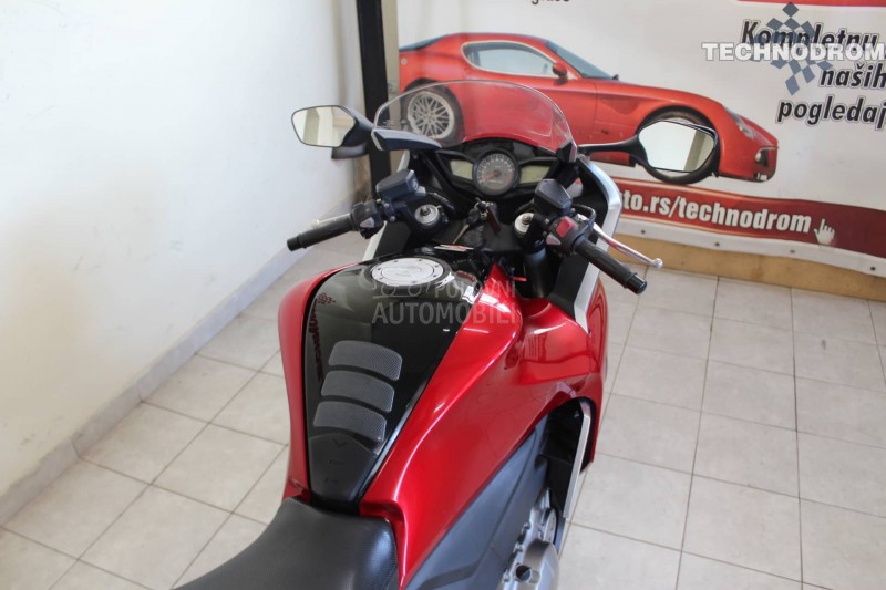 Honda VFR 1200 VFR1200 VFR1200F