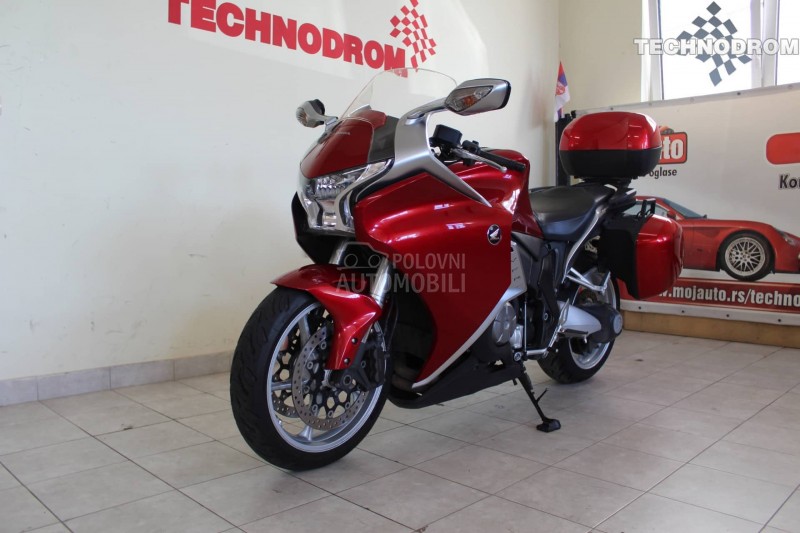 Honda VFR 1200 VFR1200 VFR1200F