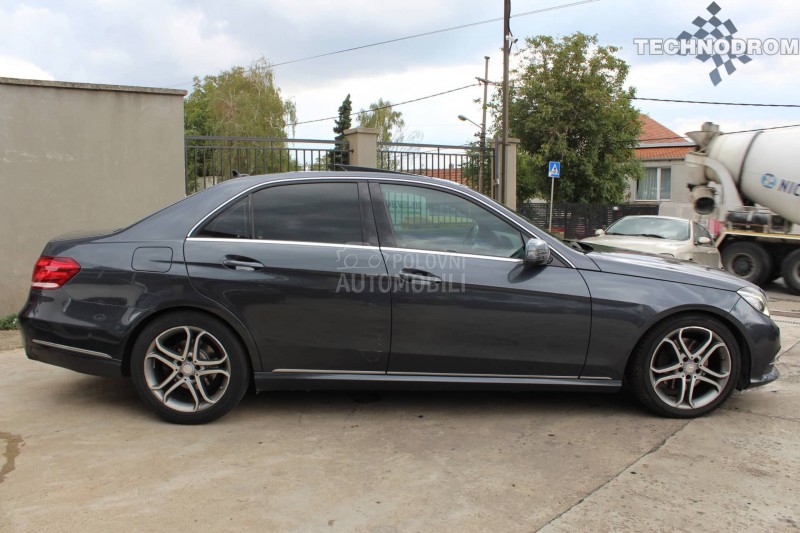Mercedes Benz E 250 oprema