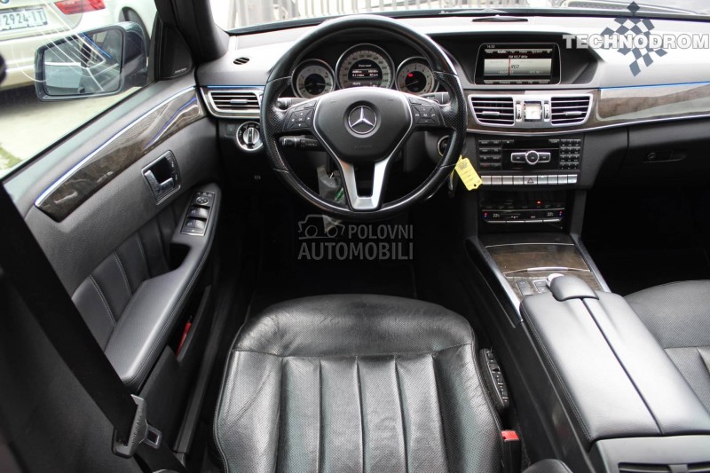 Mercedes Benz E 250 oprema