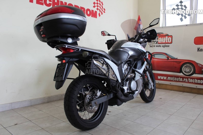 Honda Transalp 700 XL700