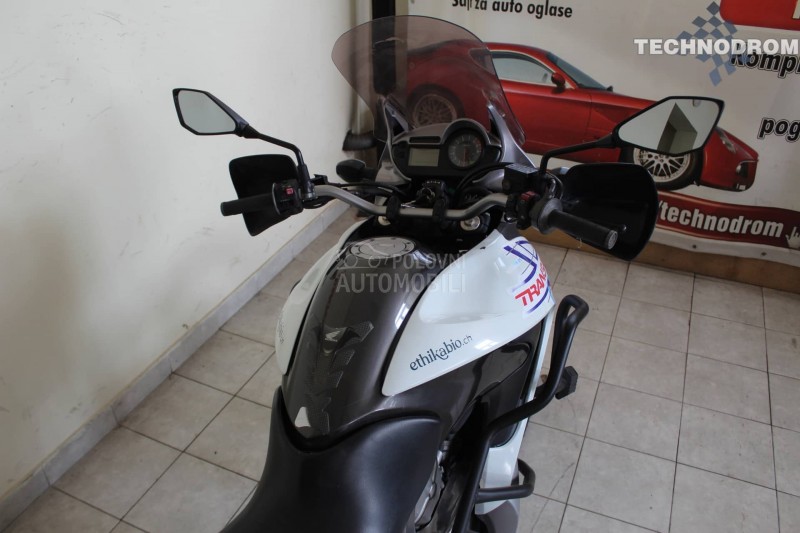 Honda Transalp 700 XL700