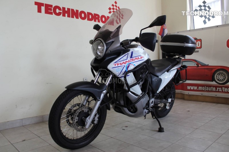 Honda Transalp 700 XL700