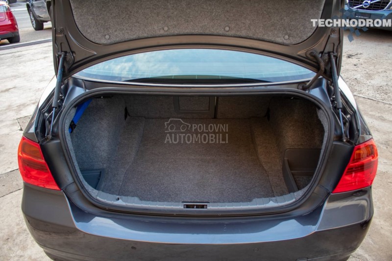 BMW 325 i auto.matik ful 3.0