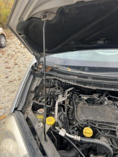 Držač - šipka haube