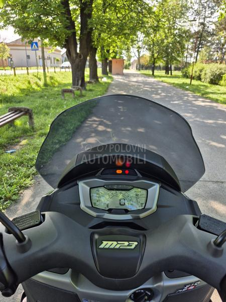 Piaggio MP3 HPE SPORT
