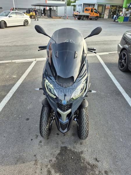 Piaggio MP3 HPE SPORT