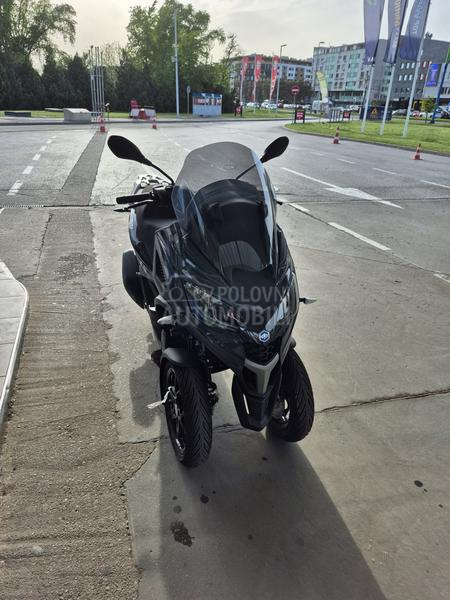 Piaggio MP3 HPE SPORT