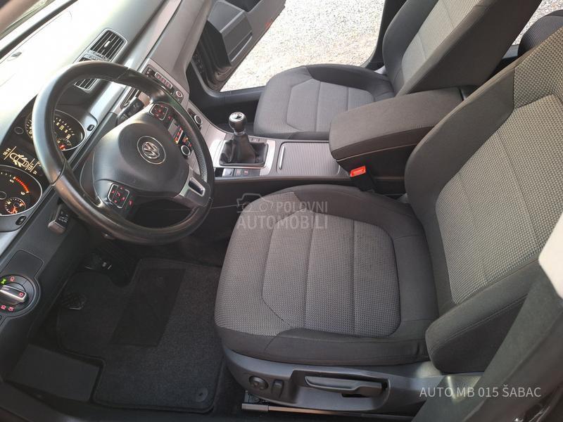 Volkswagen Passat B7 1.6 TDI BLUEMOTION