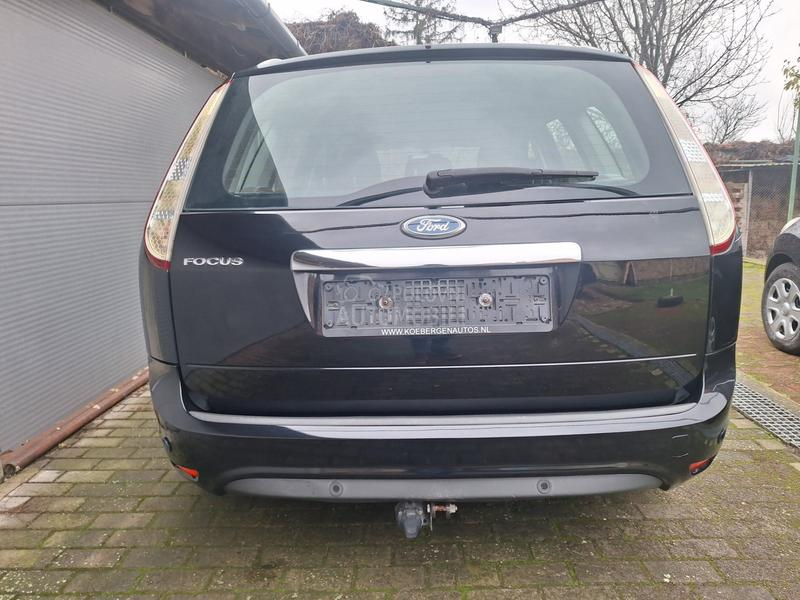 Ford Focus 1.8b Atmosferac
