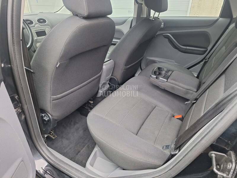 Ford Focus 1.8b Atmosferac