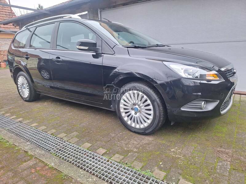 Ford Focus 1.8b Atmosferac
