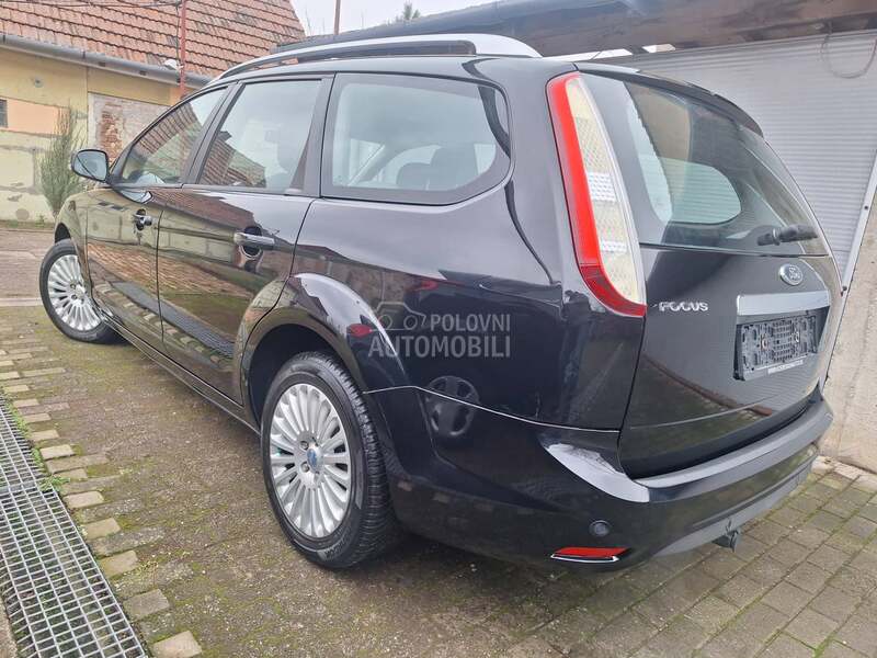 Ford Focus 1.8b Atmosferac