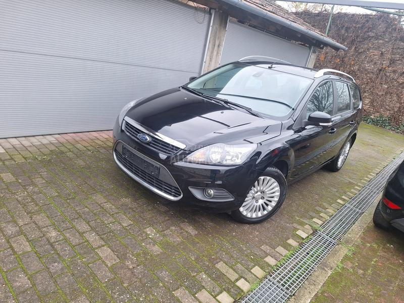 Ford Focus 1.8b Atmosferac