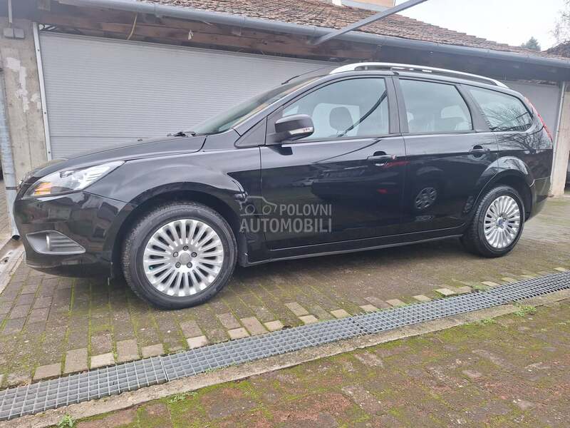 Ford Focus 1.8b Atmosferac