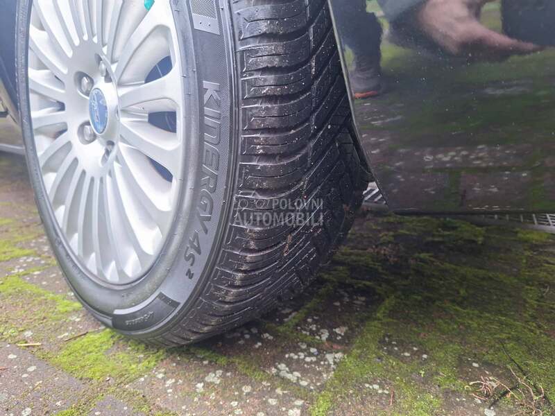 Ford Focus 1.8b Atmosferac