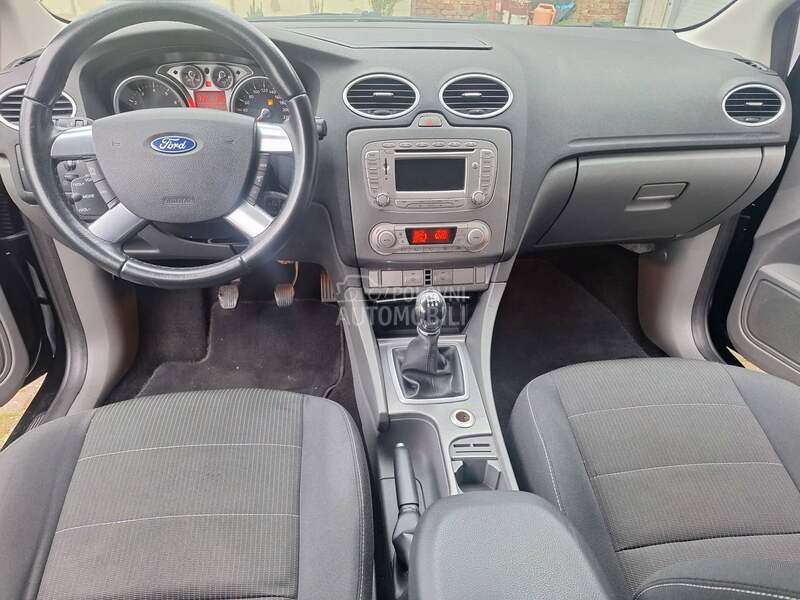 Ford Focus 1.8b Atmosferac