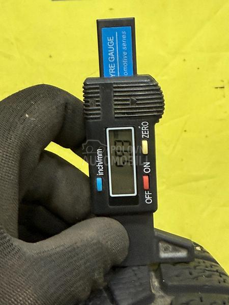 Dunlop 165/70 R14 Zimska