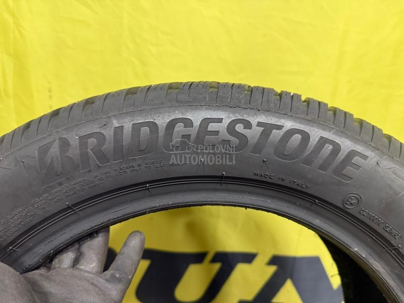 Bridgestone 205/55 R17 Zimska