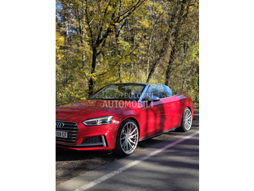 Audi S5 