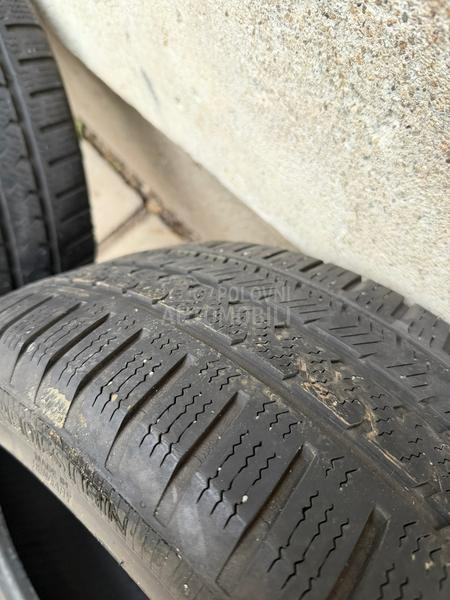 Vredestein 205/45 R17 Zimska