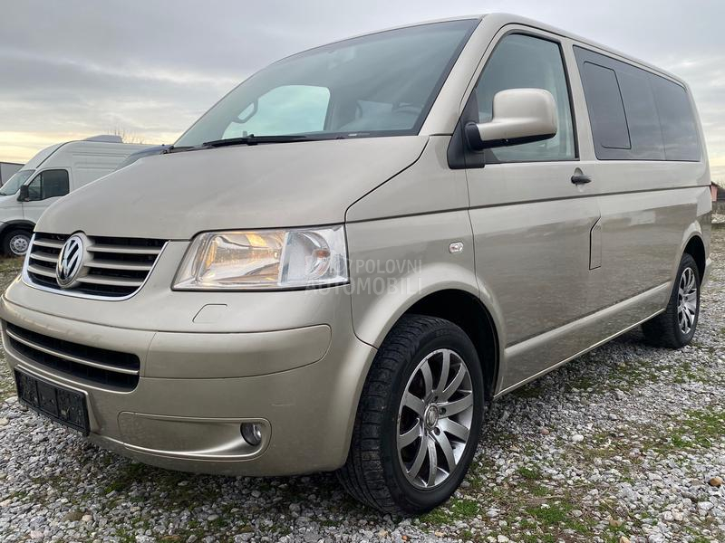 Volkswagen Transporter T5 caravela 2.5tdi