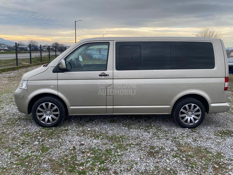 Volkswagen Transporter T5 caravela 2.5tdi