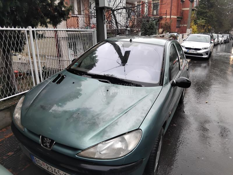 Peugeot 206 