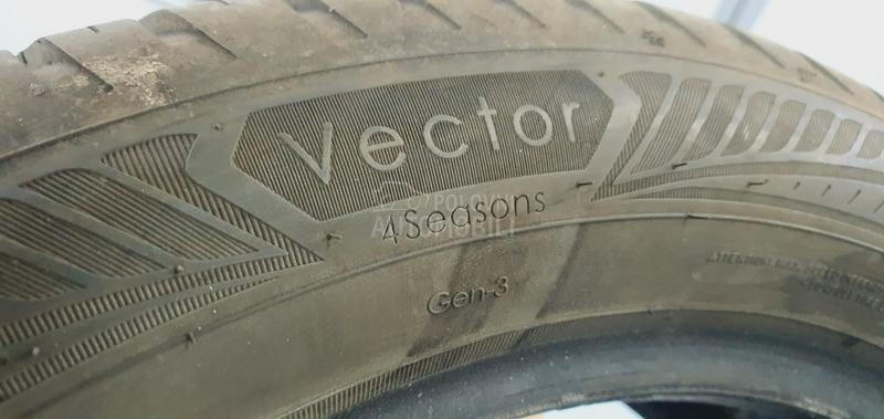 Goodyear 205/55 R17 Sve sezone