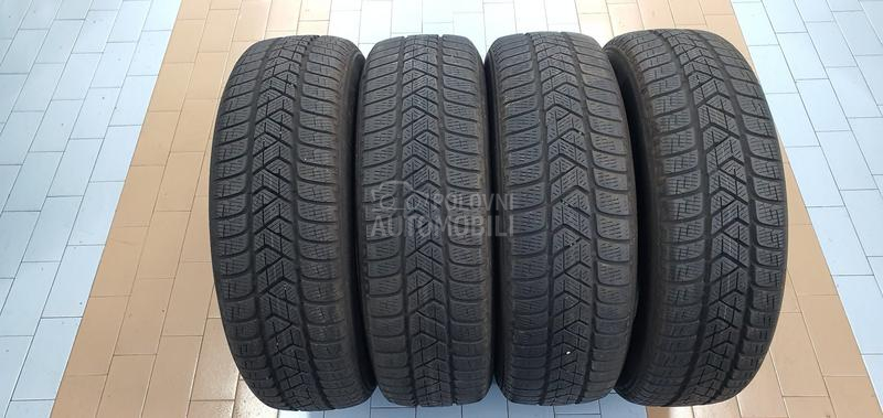 Pirelli 215/65 R17 Zimska