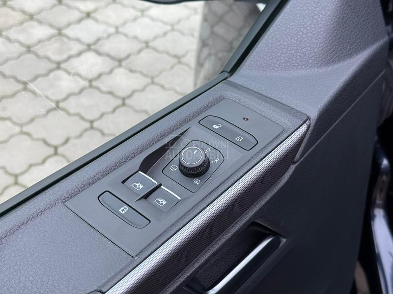 Volkswagen Multivan 2.0TDI LED