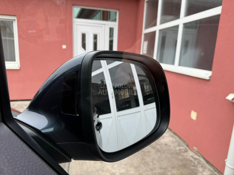 Volkswagen Multivan 2.0TDI LED