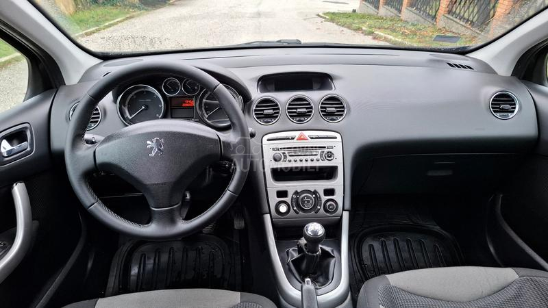 Peugeot 308 1.6 e HDI, NOV