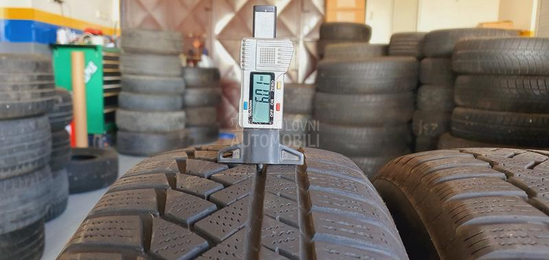 Continental 215/65 R17 Zimska