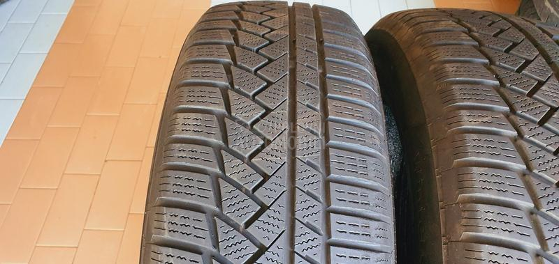 Continental 215/65 R17 Zimska