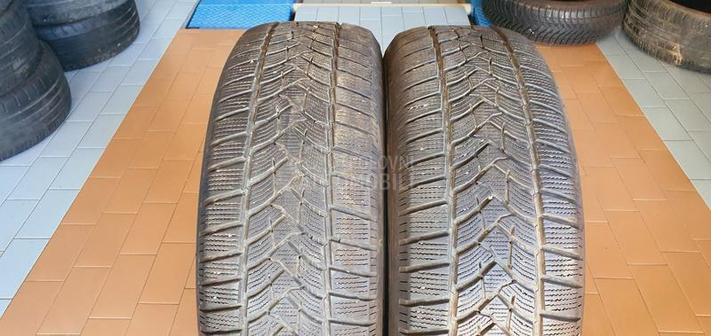 Dunlop 235/65 R17 Zimska