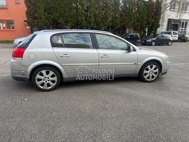 Opel Signum 1.9d 2005. god. -  kompletan auto u delovima