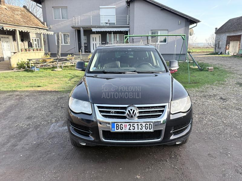 Volkswagen Touareg r line