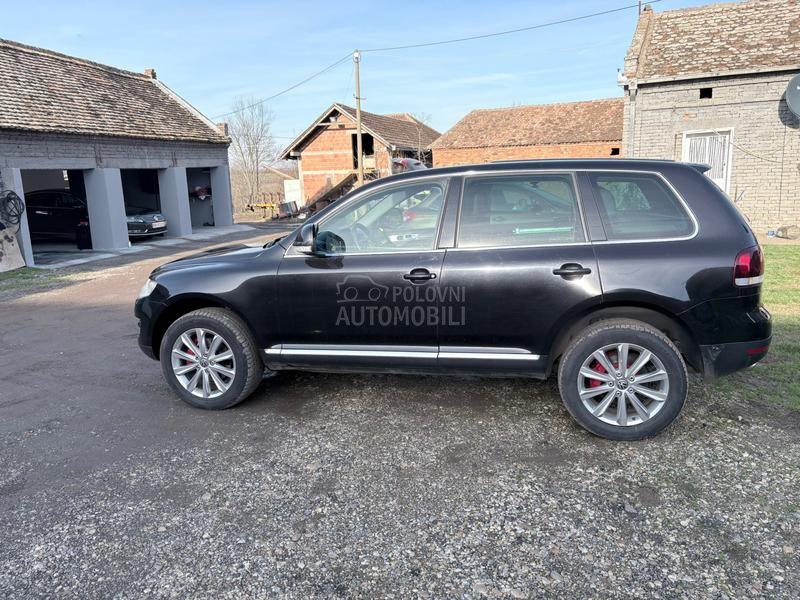 Volkswagen Touareg r line