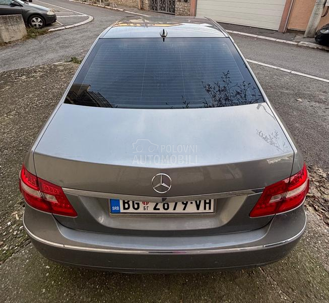 Mercedes Benz E 300 CDI