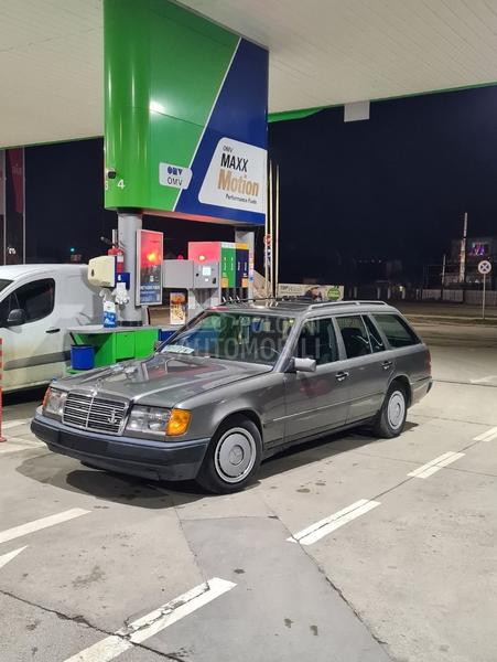 Mercedes Benz W124 250TD S124