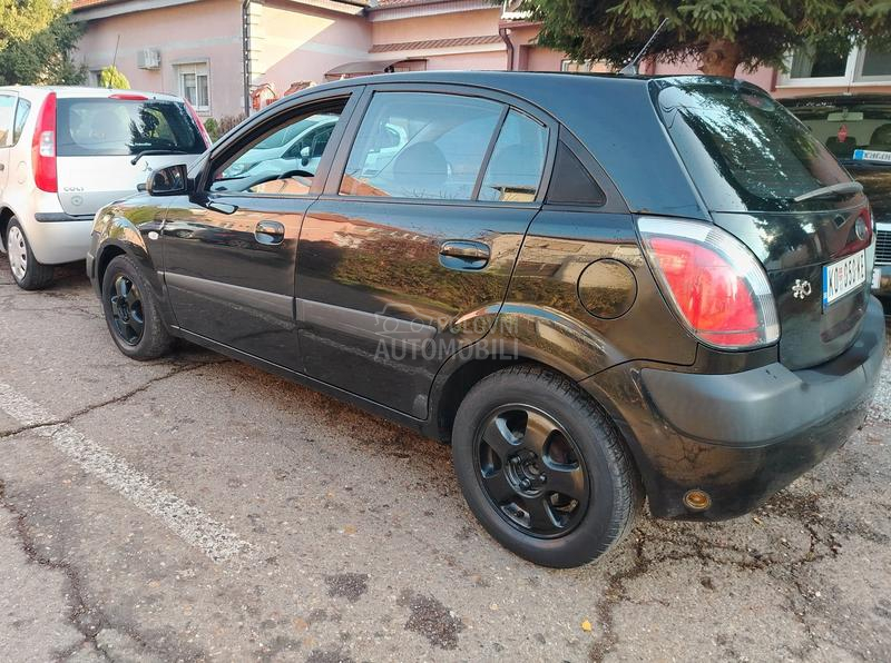 Kia Rio 1.4 TEK. REG.