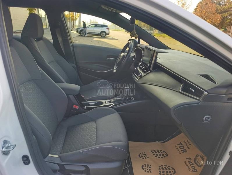 Toyota Corolla 1.8/SPORTS/HYBRID/